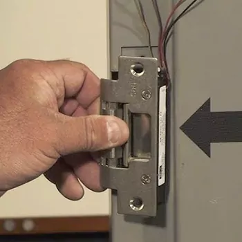 Electric Strike in Neapean, ON