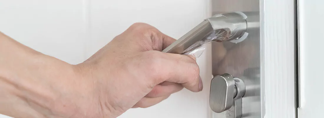 Expert Garage Door Opener Repair and Installation in Manotick, ON