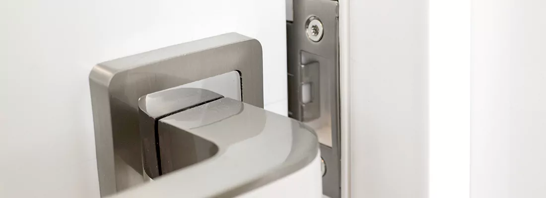 Seamless Integration of Magnetic Locks with Access Control Systems in Manotick, ON